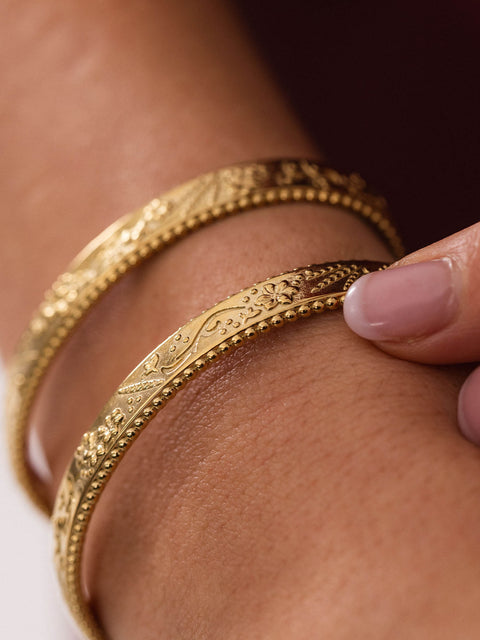 Vintage Love Armcuff