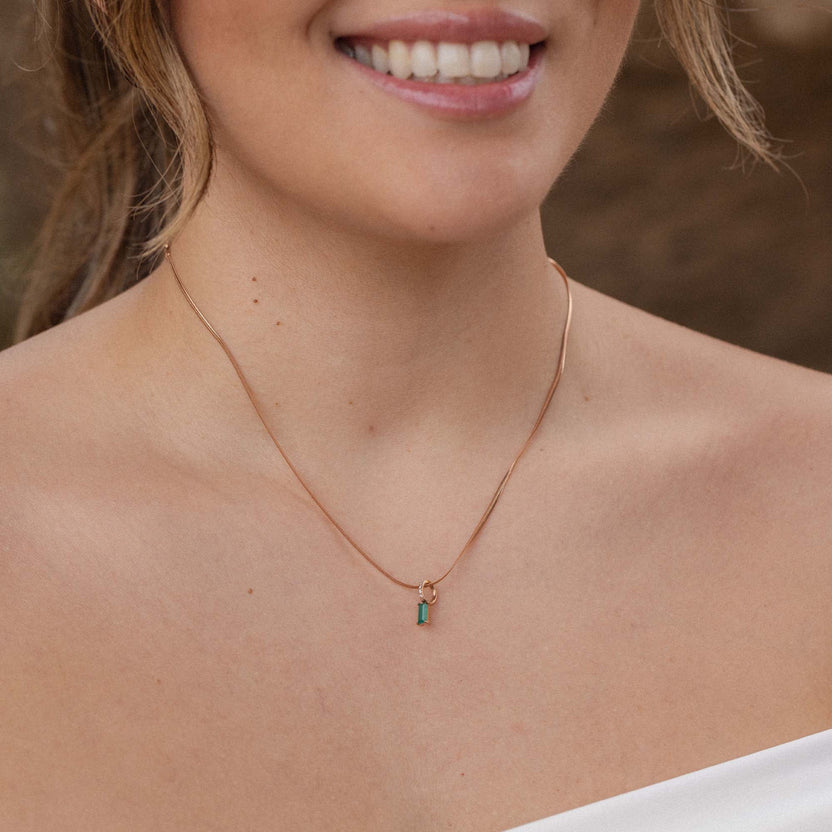 Roségoldene Kette mit Anhänger, elegant und feminin, von PURELEI.