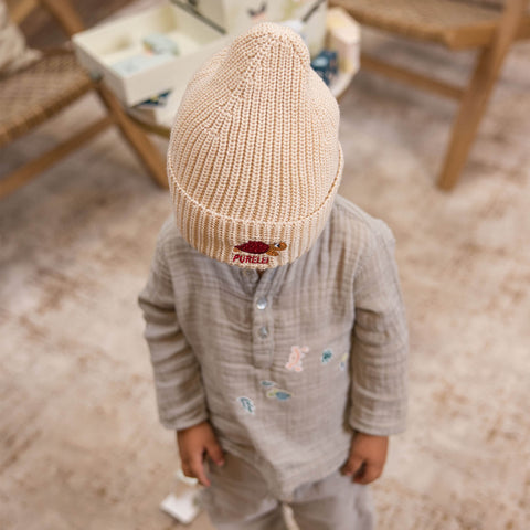 {"color":"Beige"}