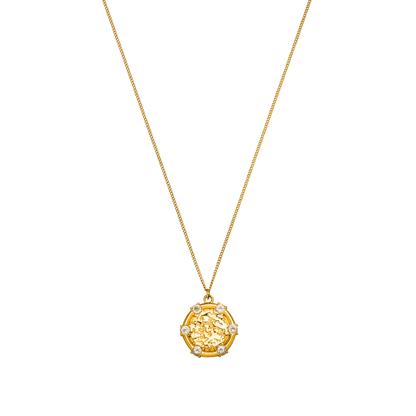 Goldene Kette mit ovalem Anhänger und funkelnden Details von PURELEI.