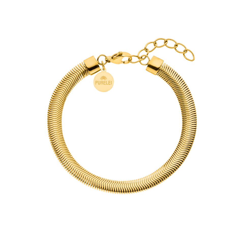 Goldenes Armband mit geschwungenem Design, elegant und modern, von PURELEI.