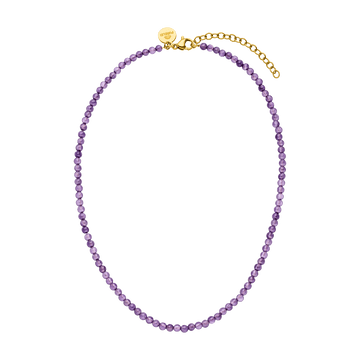 PURELEI Amethyst Kette mit goldfarbenem Verschluss, zarten lila Perlen, elegant und spiritual inspirierend.