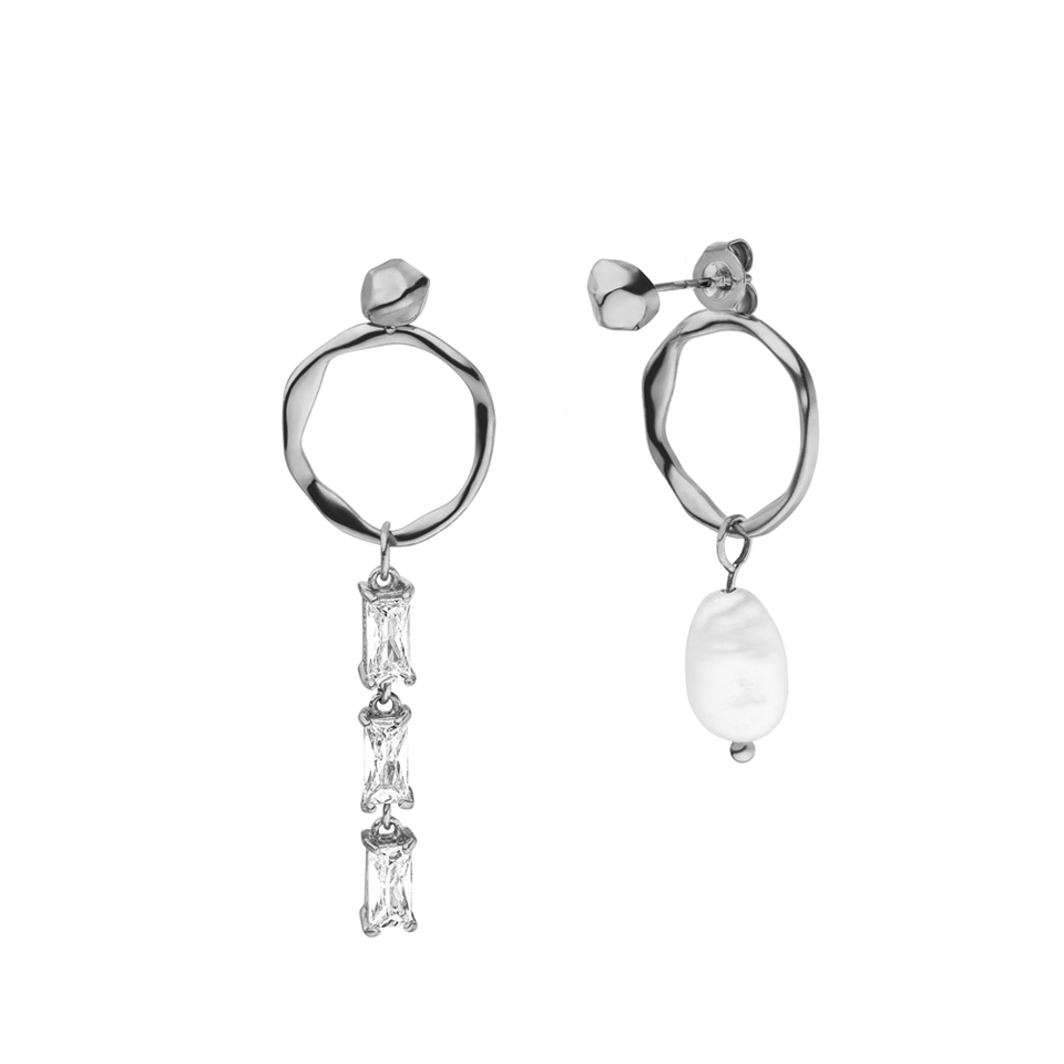 Elua Ohrringe aus nickelfreiem Silber mit Zirkonia und schimmernder Perle, elegant und organisch von PURELEI.
