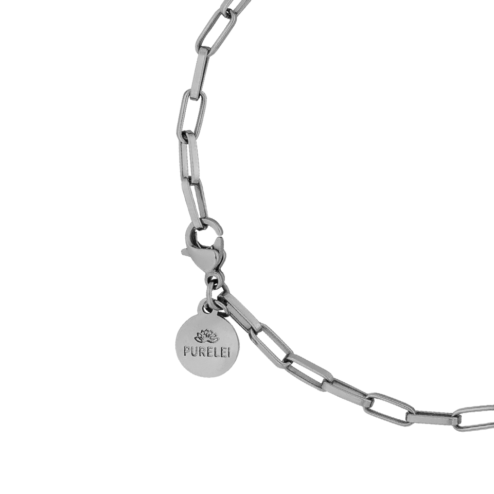 PURELEI Waina Armband aus nickelfreiem Silber mit feiner Gliederkette, elegant und zeitlos am Handgelenk.