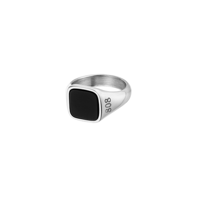 Silberner Ring mit schwarzem Stein, PURELEI, modern und elegant.