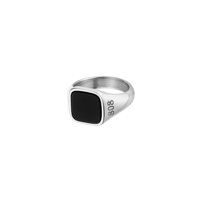 Silberner Ring mit schwarzem Stein, PURELEI, modern und elegant.