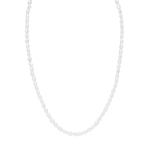 Perlenkette in strahlendem Weiß, elegant und zeitlos, von PURELEI.