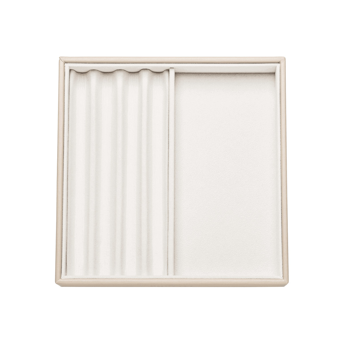 {"color":"Beige", "type":"lead_image"}